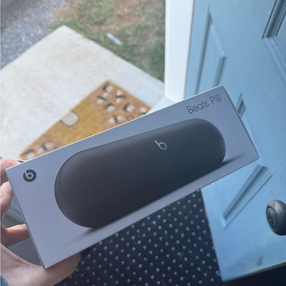 Pill Portable Speaker - Black